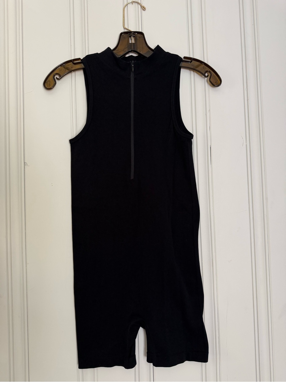 Women’s Black Sleeveless Zip-Front Bodysuit
